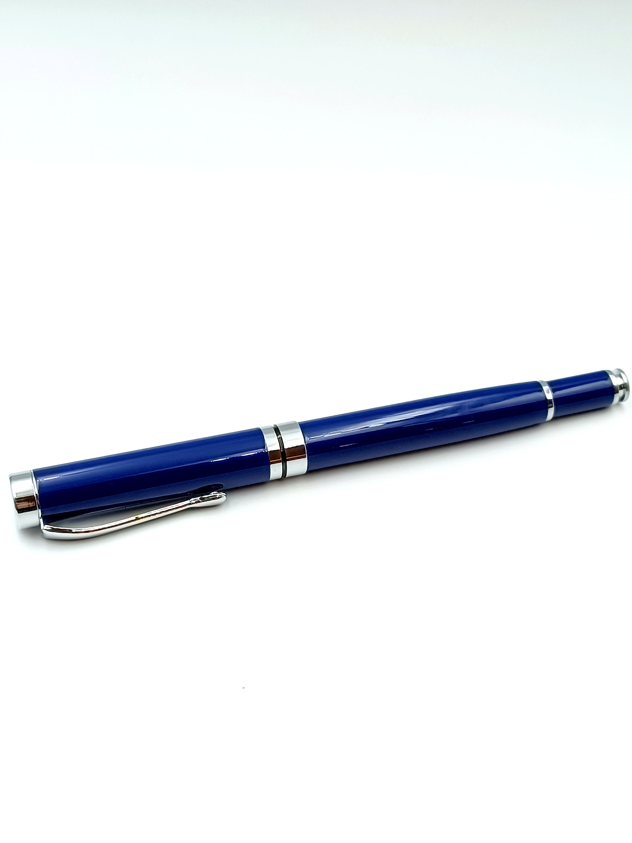 Penna ricaricabile e personalizzabile con incisione
