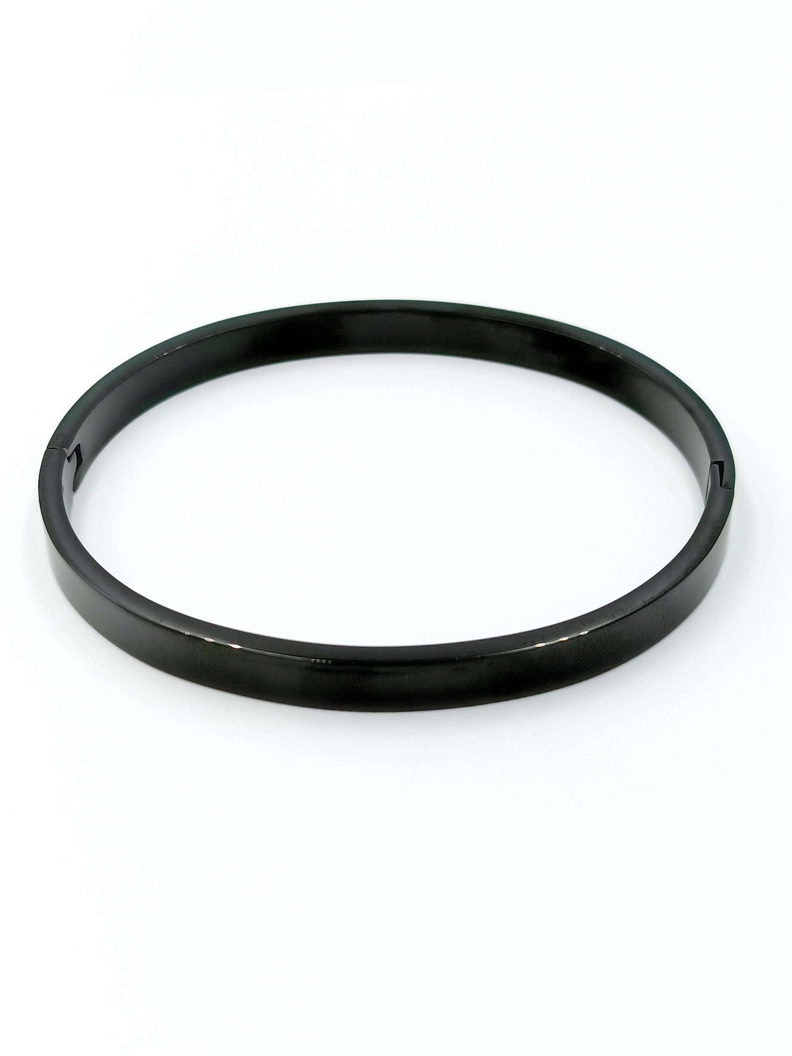 bracciale rigido in acciaio nero liscio
