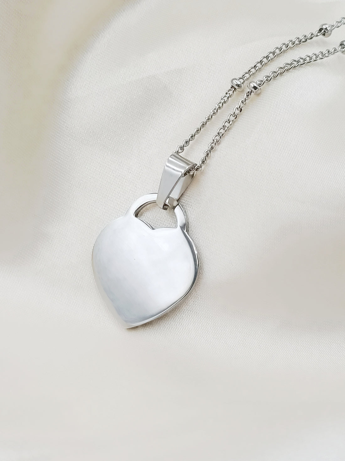 Collana con cuore lucchetto grande