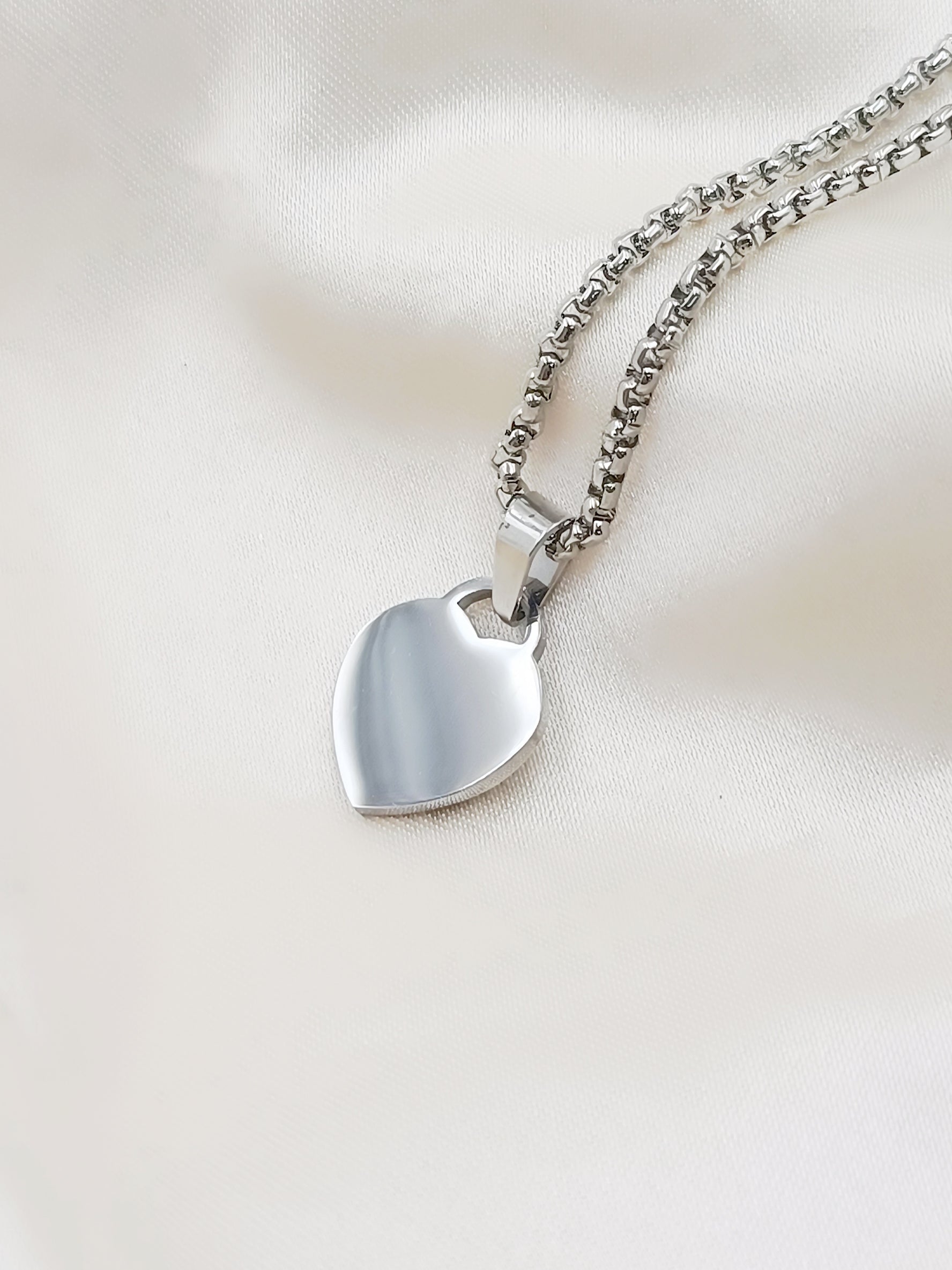 Collana con cuore lucchetto piccolo