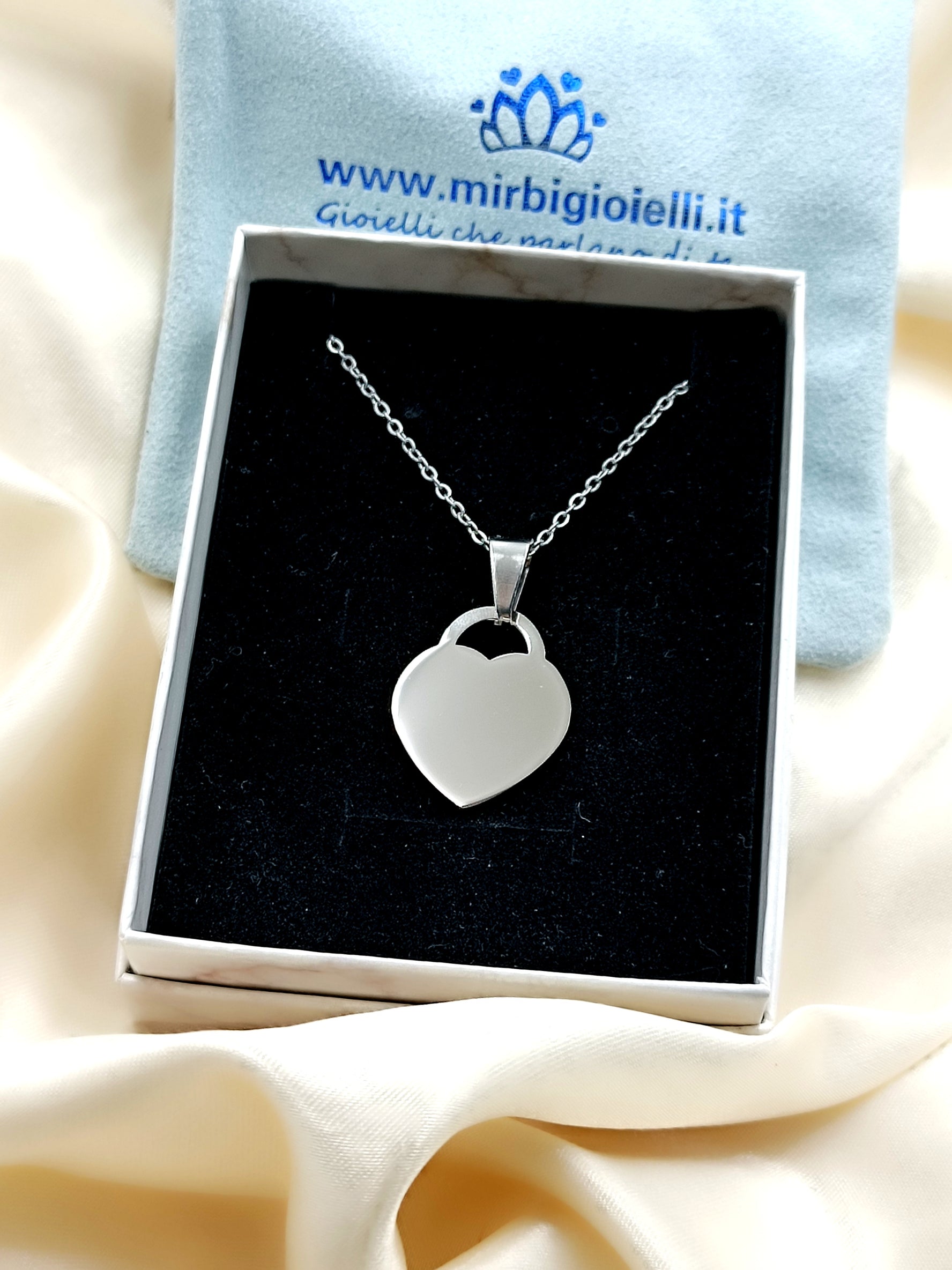 Collana con cuore lucchetto medio