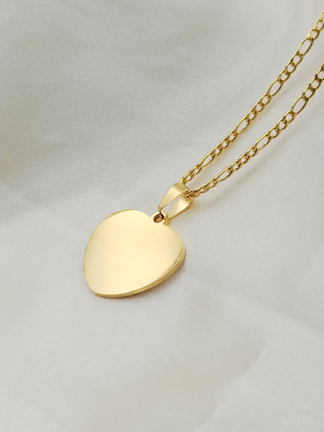 Collana con cuore rotondo medio gold