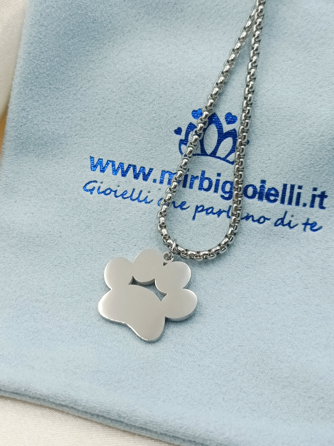 Collana con zampina in acciaio