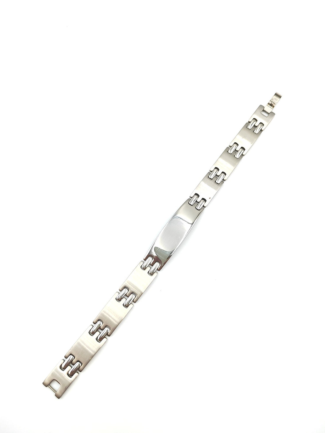 bracciale in acciaio con piastrina