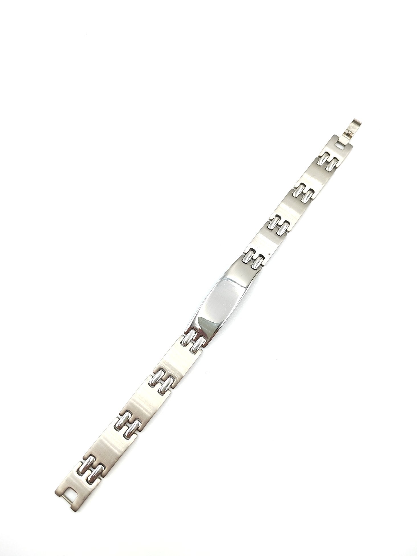 bracciale in acciaio con piastrina